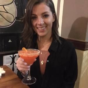 Meet your Posher, Natalie